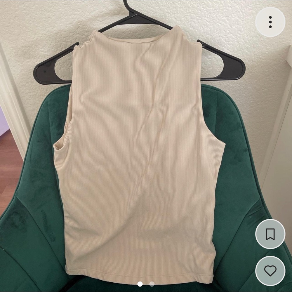 Shirt beige super cute